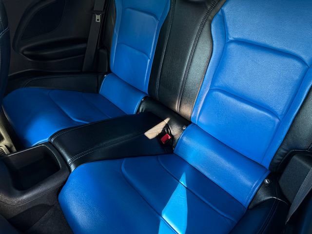 Used 2021 Chevrolet Camaro LT w/ Technology Package image 10