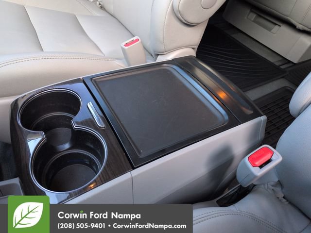 Used 2020 Toyota Sienna XLE w/ XLE Navigation Package AWD/4WD image 18