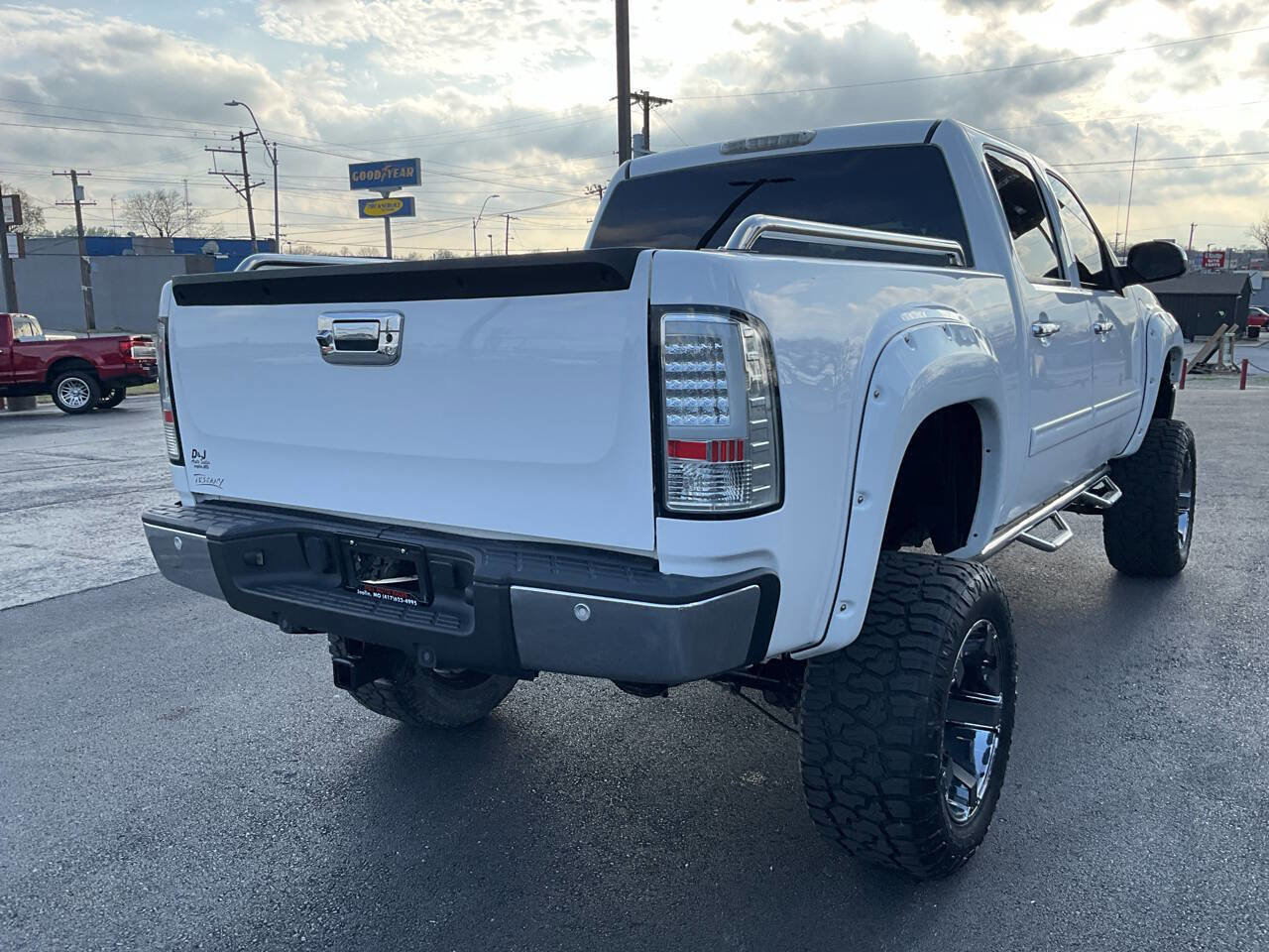 Used 2013 GMC Sierra 1500 SLE w/ Power Tech Package image 5