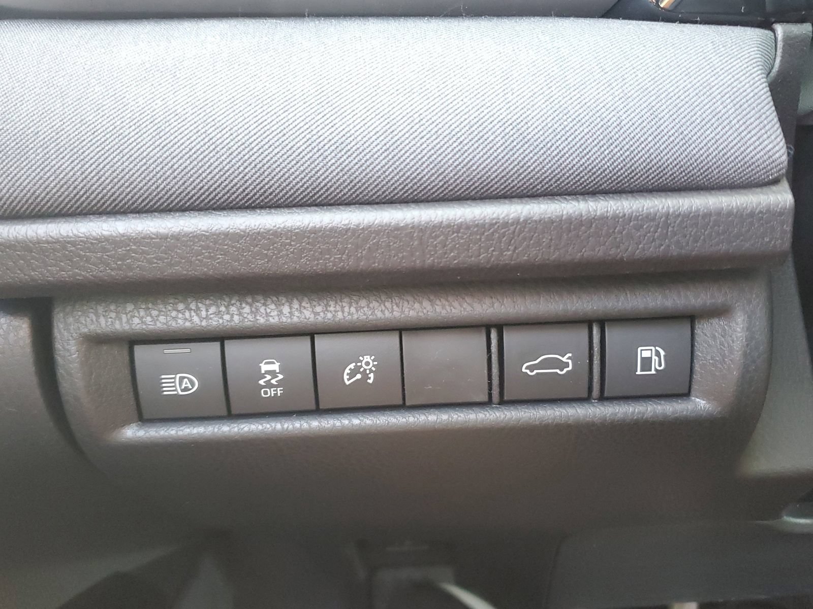 New 2026 Toyota Camry LE w/ Convenience Package FWD image 22