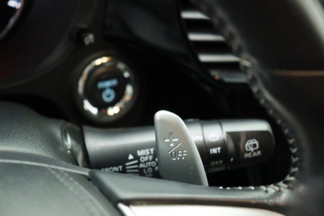 Used 2020 Mitsubishi Outlander SEL AWD/4WD image 14