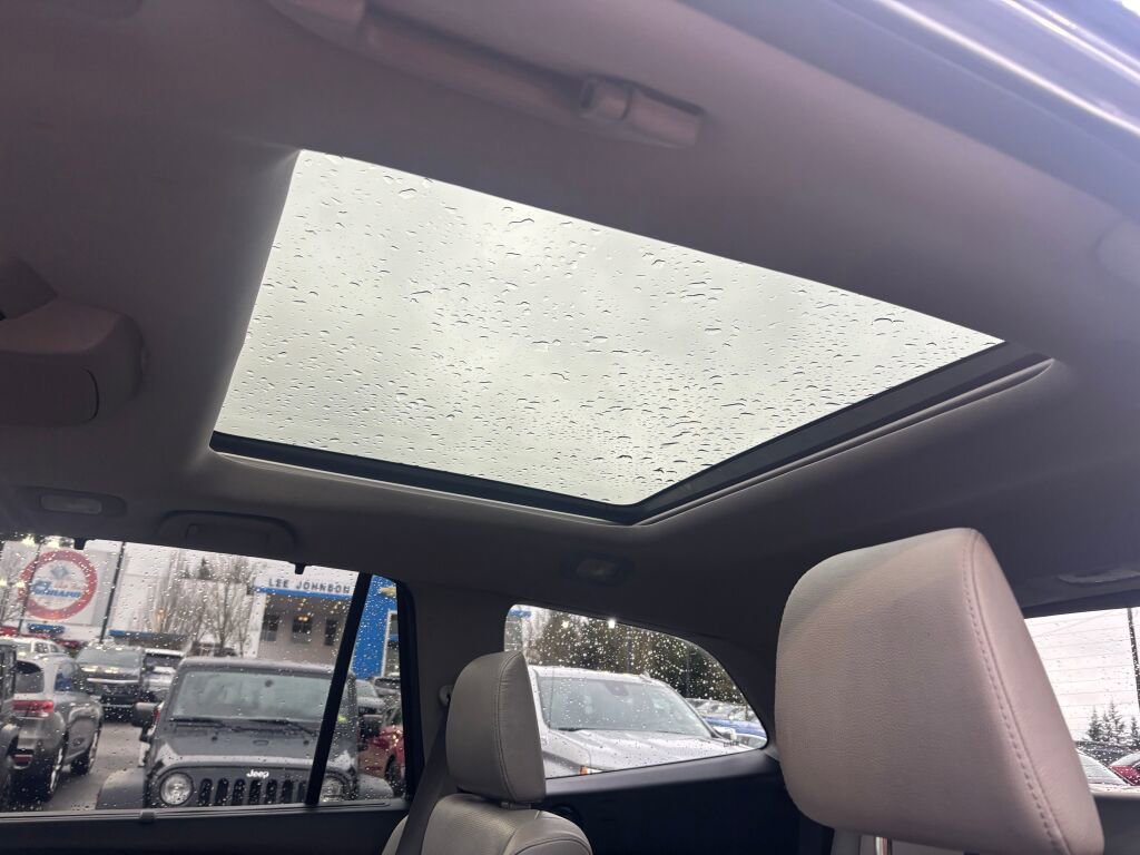 Used 2022 Honda Pilot Elite image 17