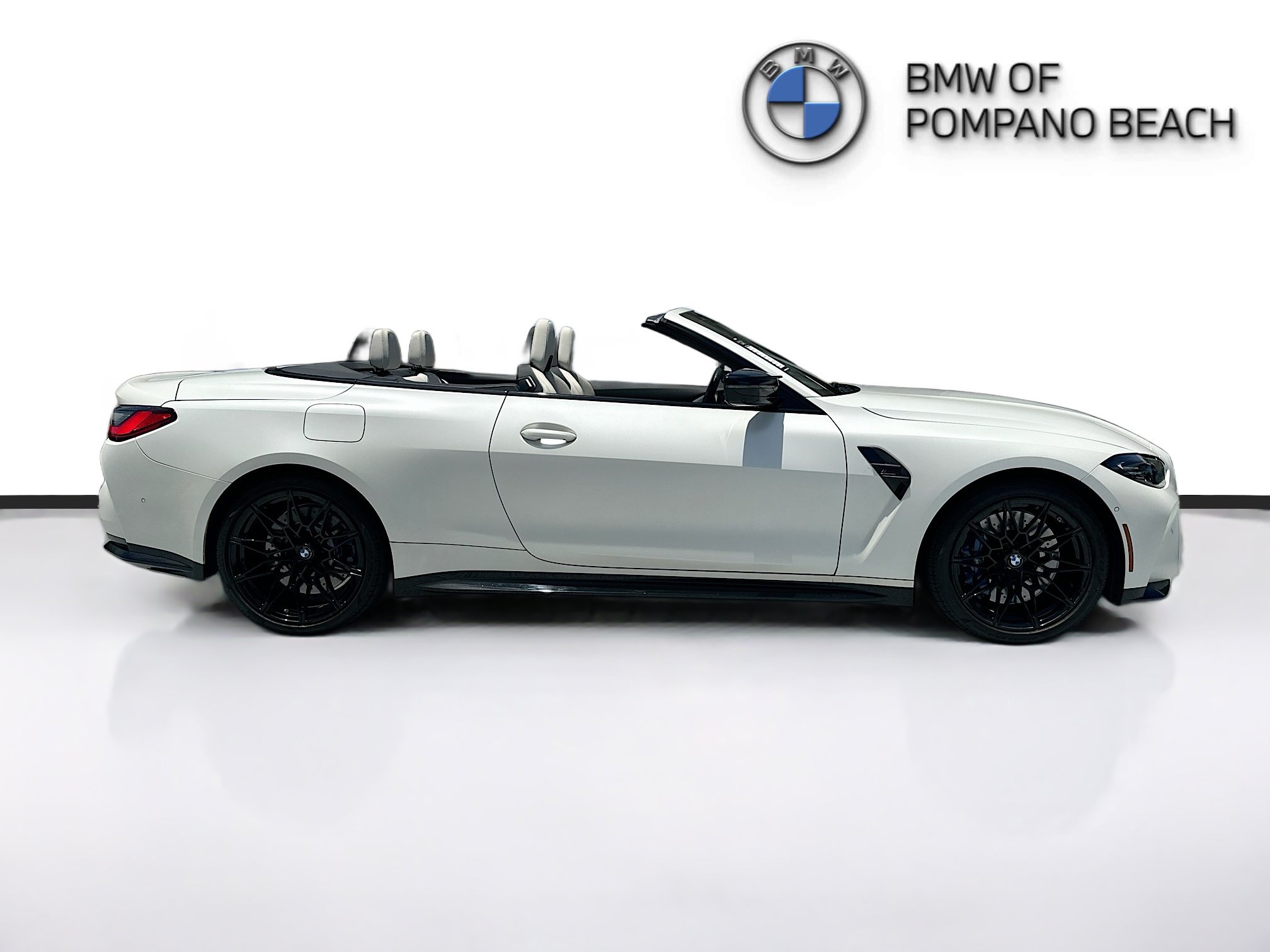 Used 2024 BMW M4 xDrive Competition w/ Executive Package AWD/4WD image 8