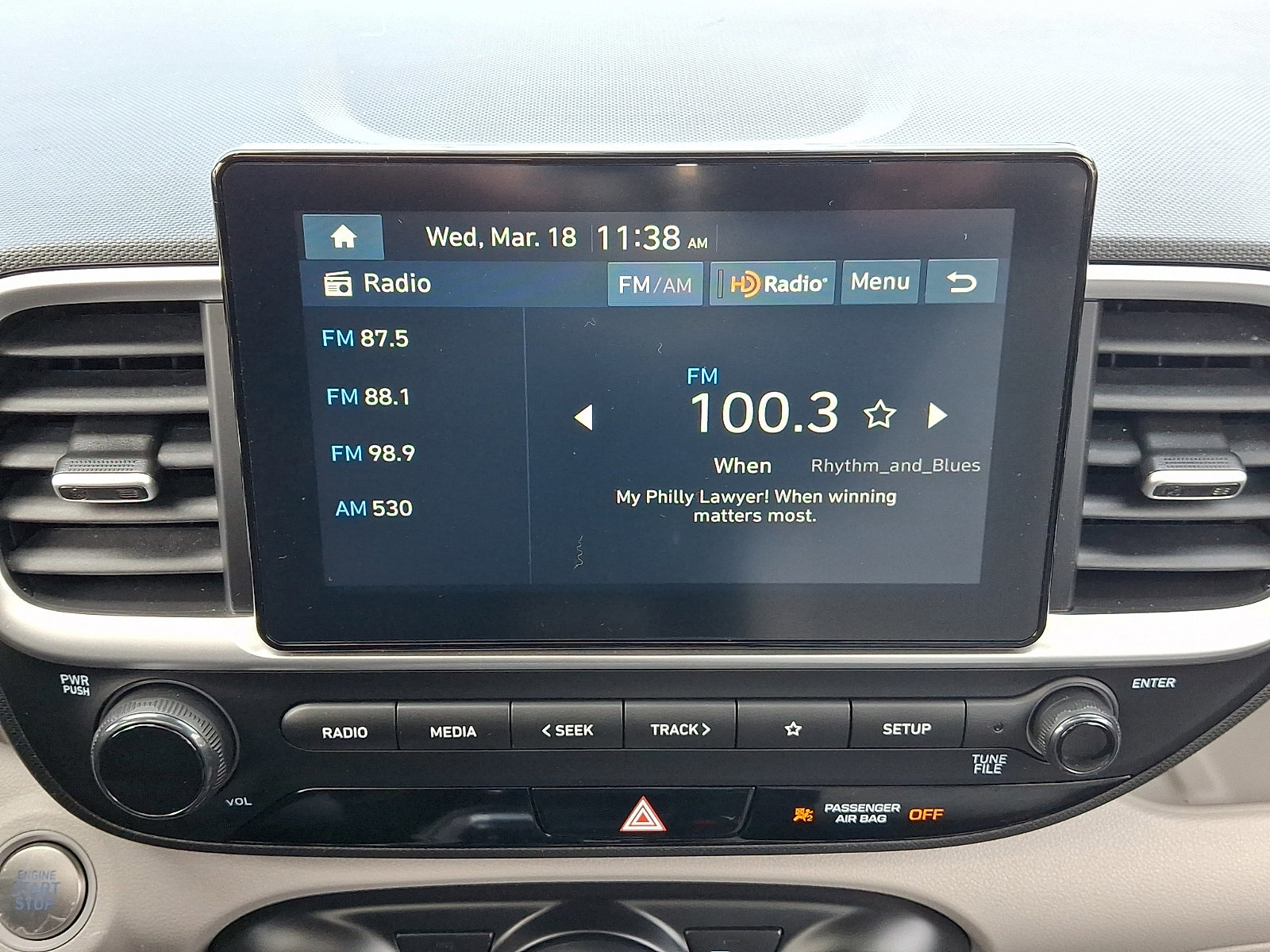 Used 2025 Hyundai Venue SEL image 17