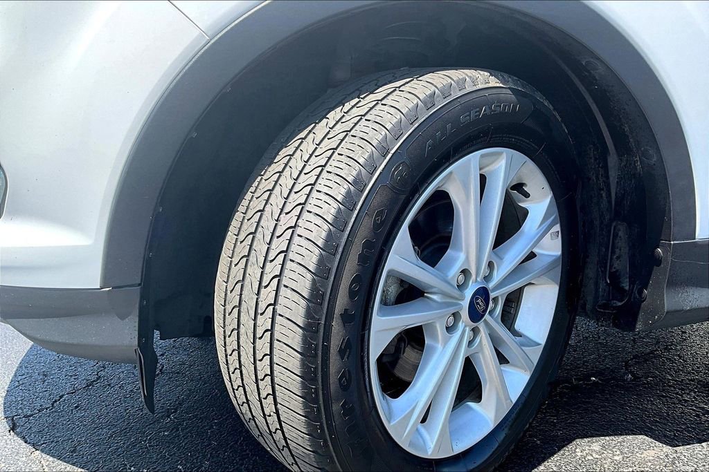 Used 2019 Ford Escape SE FWD image 37