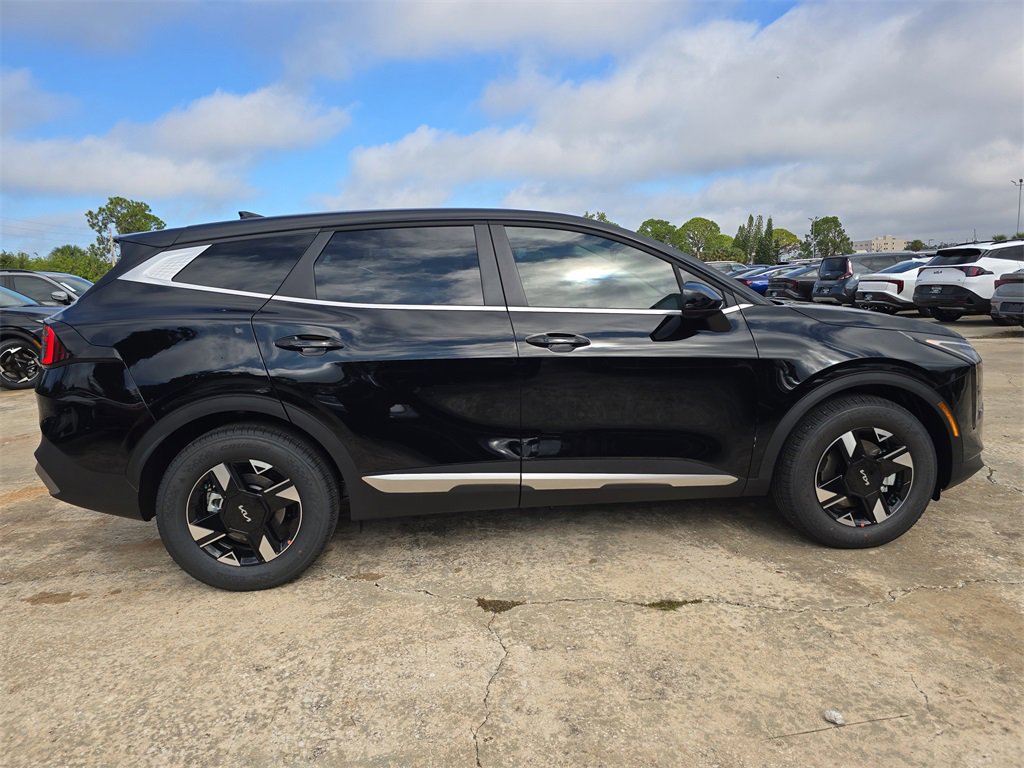 New 2026 Kia Sportage LX image 9