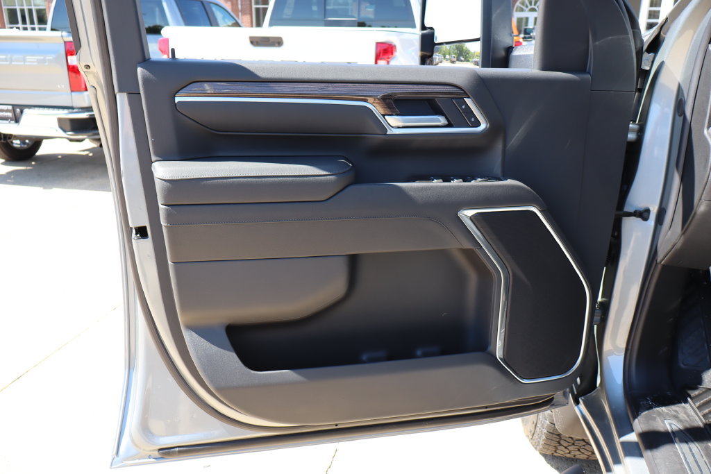 New 2026 Chevrolet Silverado 2500 LT w/ Safety Package AWD/4WD image 14