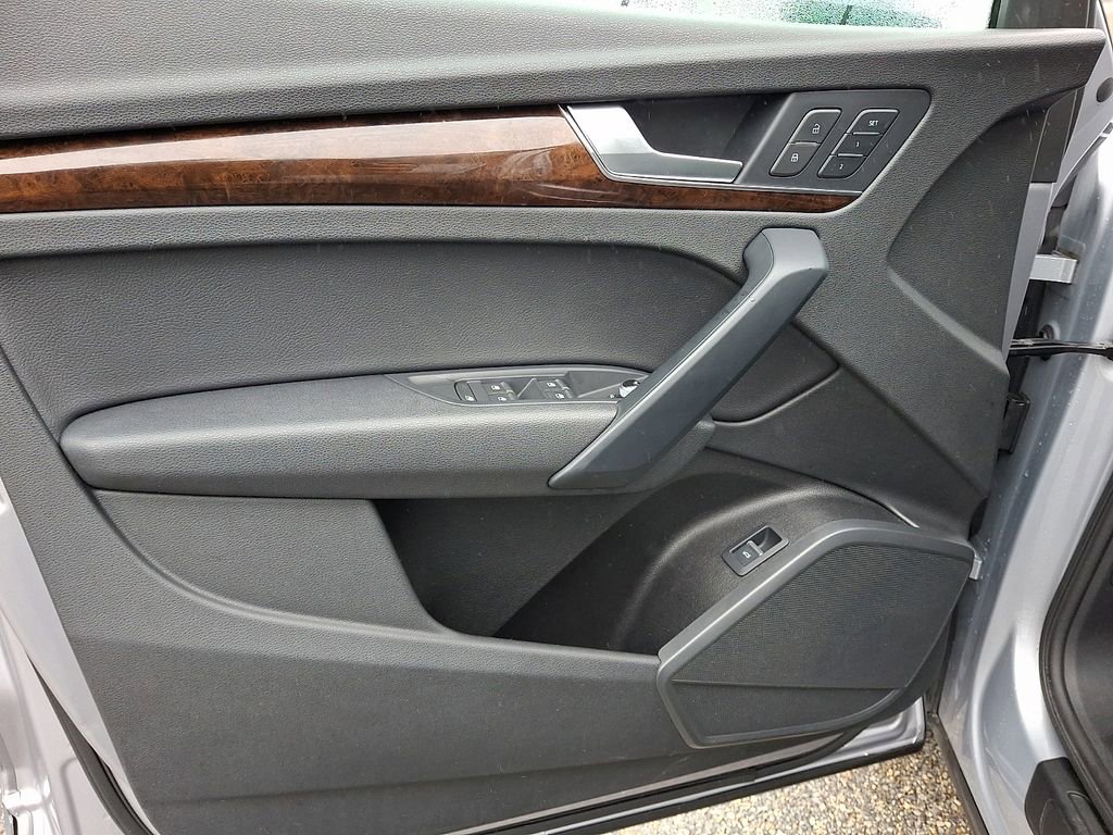 Used 2018 Audi Q5 2.0T Premium image 13