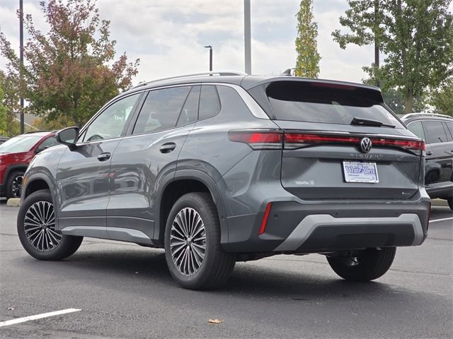 New 2025 Volkswagen Tiguan S AWD/4WD image 9