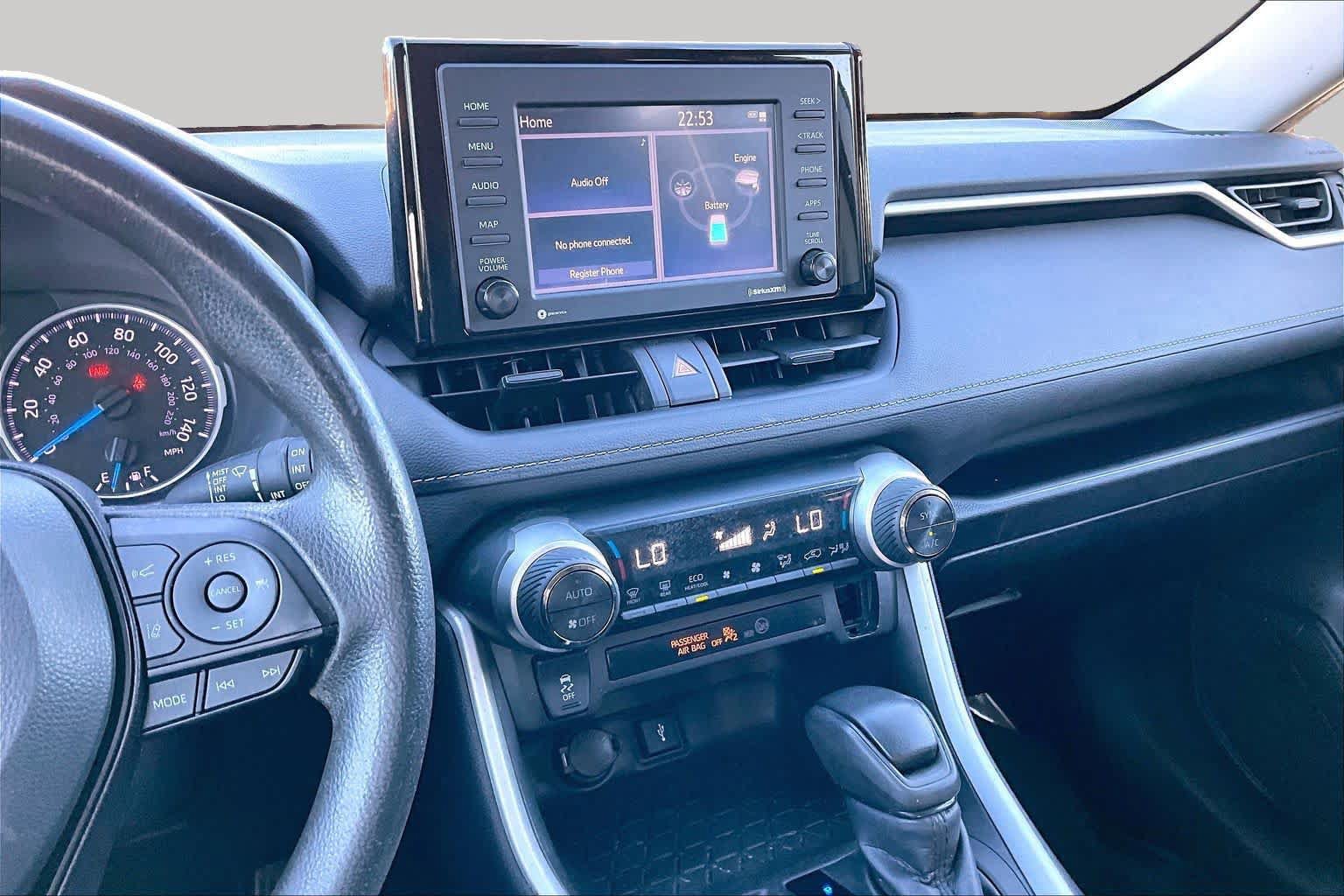 Used 2022 Toyota RAV4 XLE AWD/4WD image 6