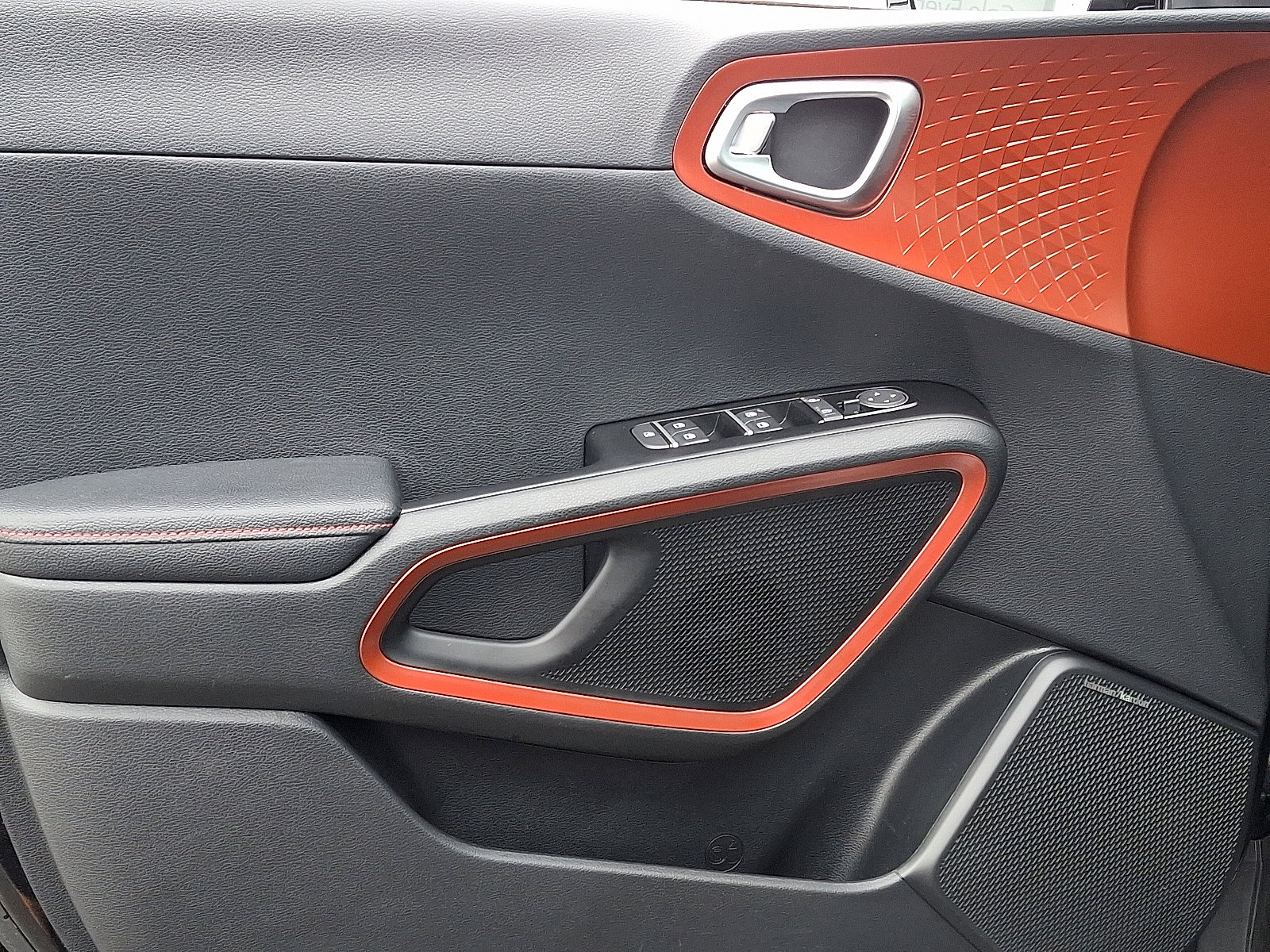 Used 2023 Kia Soul GT-Line w/ GT-Line Technology Package image 13