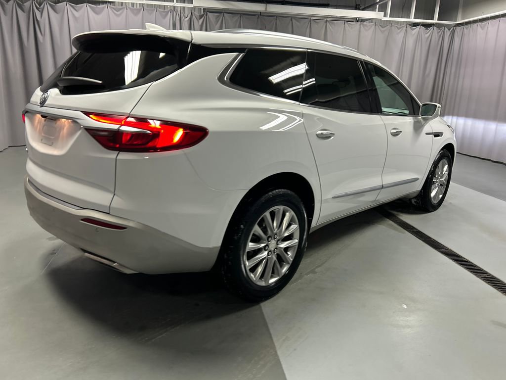 Used 2020 Buick Enclave Premium w/ Sun and Sites Package FWD image 7