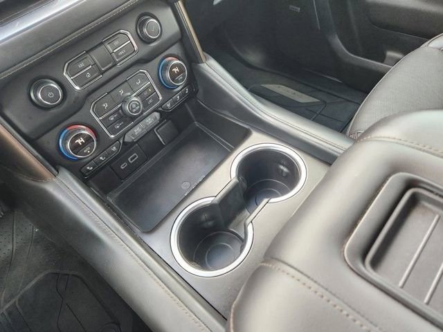 Used 2021 Chevrolet Suburban High Country w/ Premium Package image 18