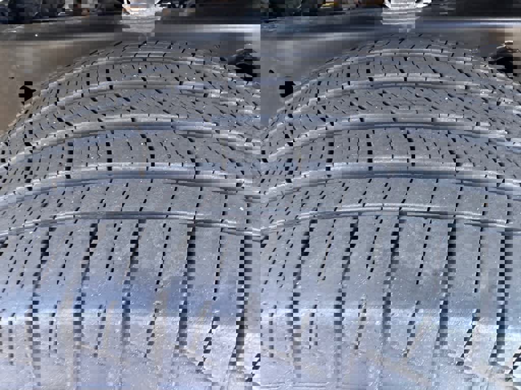 Used 2023 Nissan Frontier SV w/ SV Convenience Package image 26