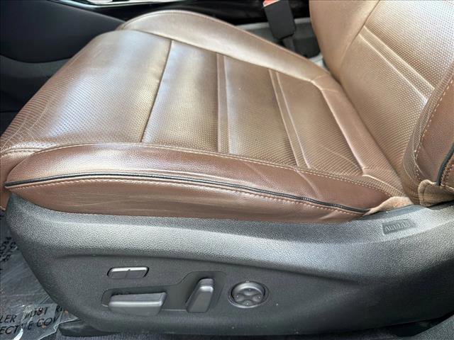 Used 2019 Kia Sorento SX image 13