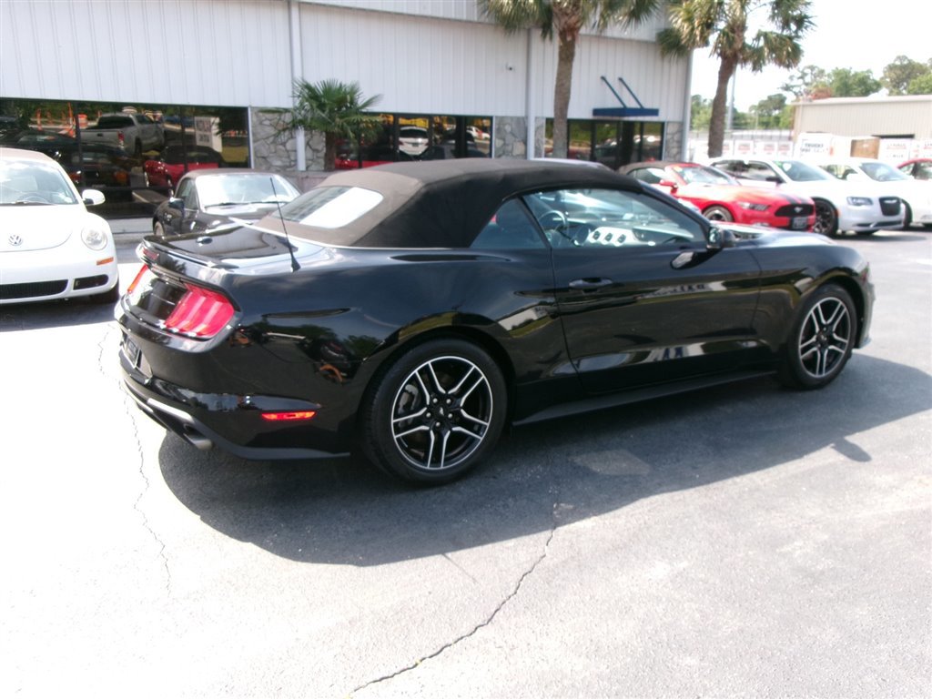 Used 2023 Ford Mustang Premium image 21