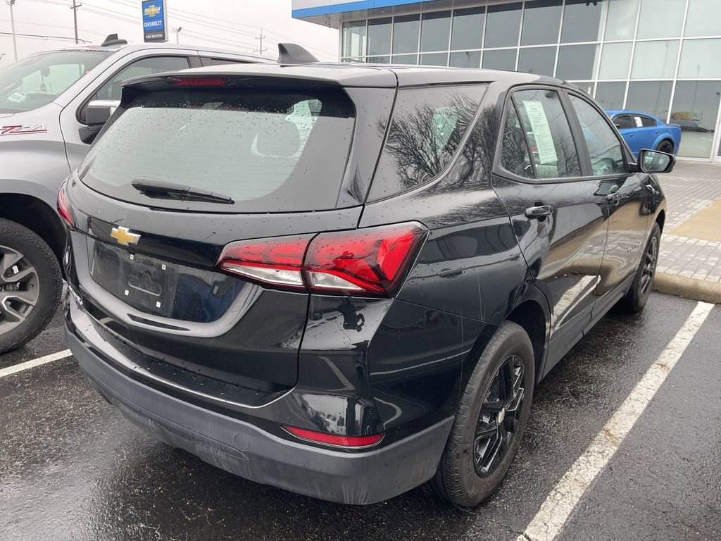Used 2024 Chevrolet Equinox LS FWD image 8