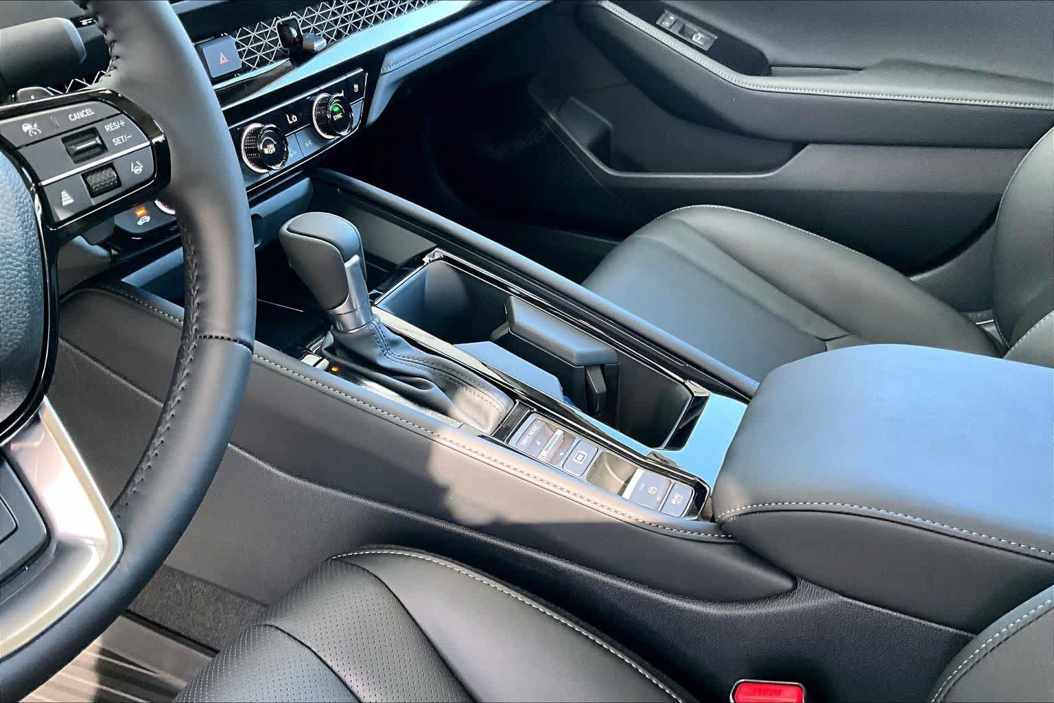 New 2026 Honda Accord Touring image 7
