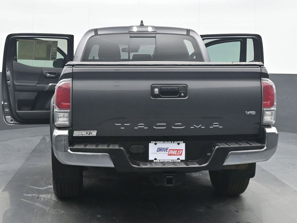 Used 2021 Toyota Tacoma TRD Off-Road image 24