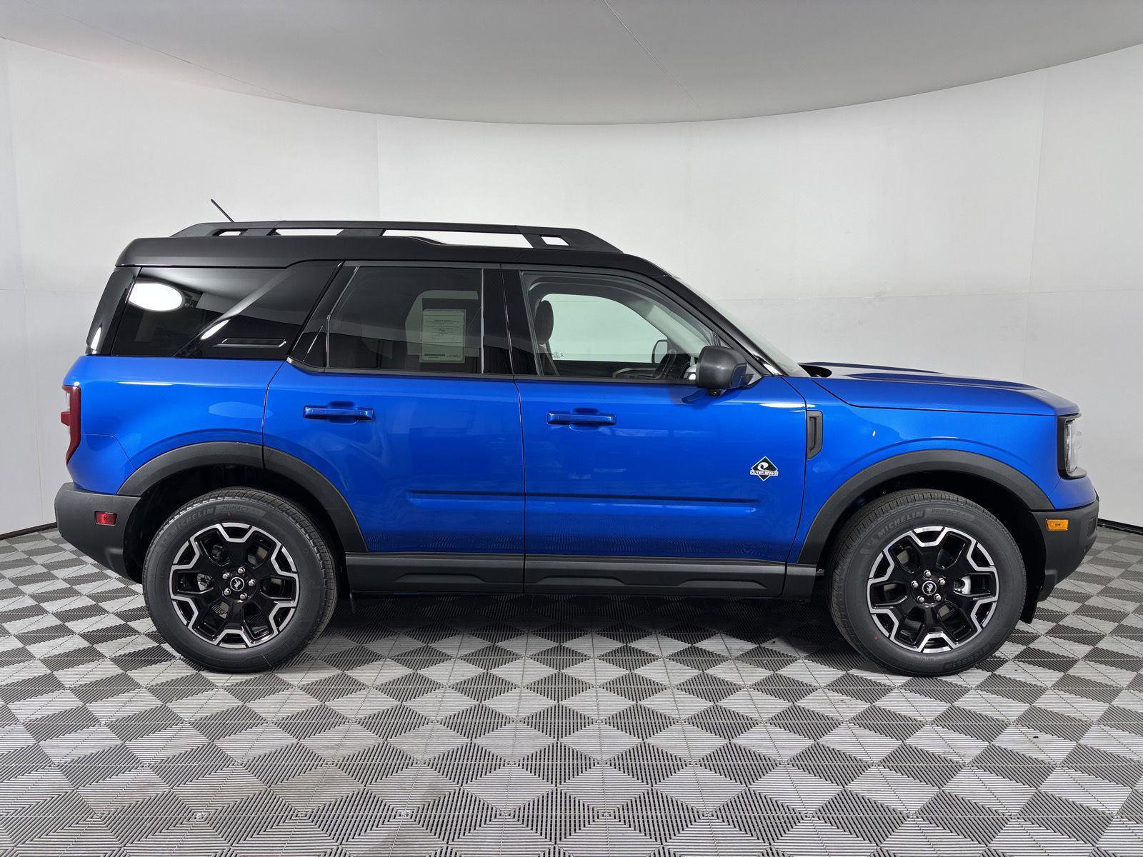 New 2025 Ford Bronco Sport Outer Banks w/ Outer Banks Tech Package+ AWD/4WD image 10