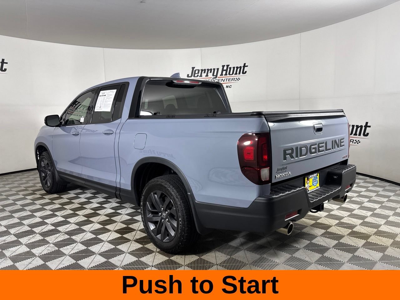 Used 2024 Honda Ridgeline Sport image 8