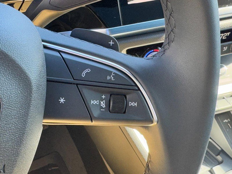 New 2025 Audi Q3 2.0T Premium image 13