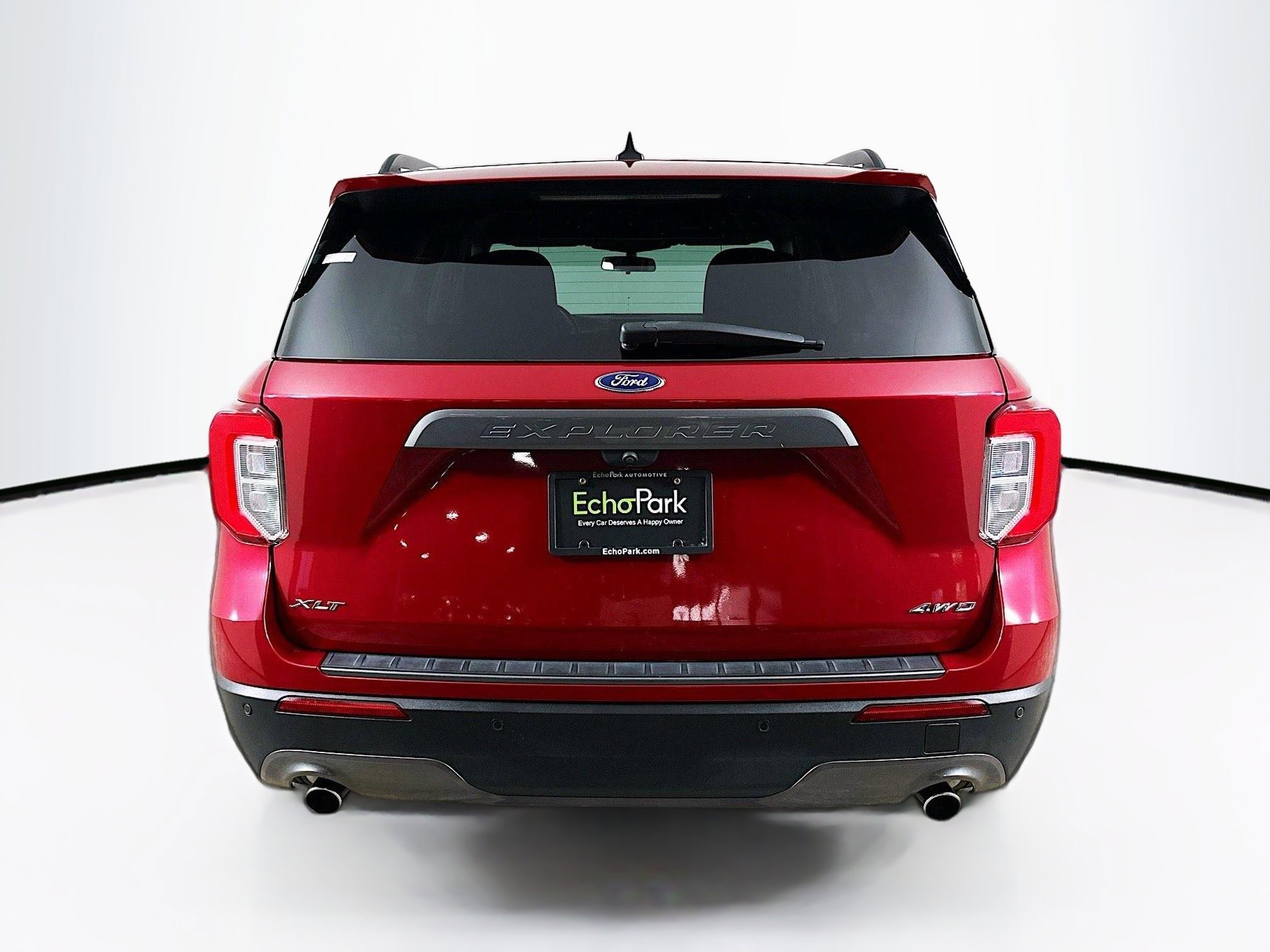 Used 2022 Ford Explorer XLT w/ Equipment Group 202A image 7