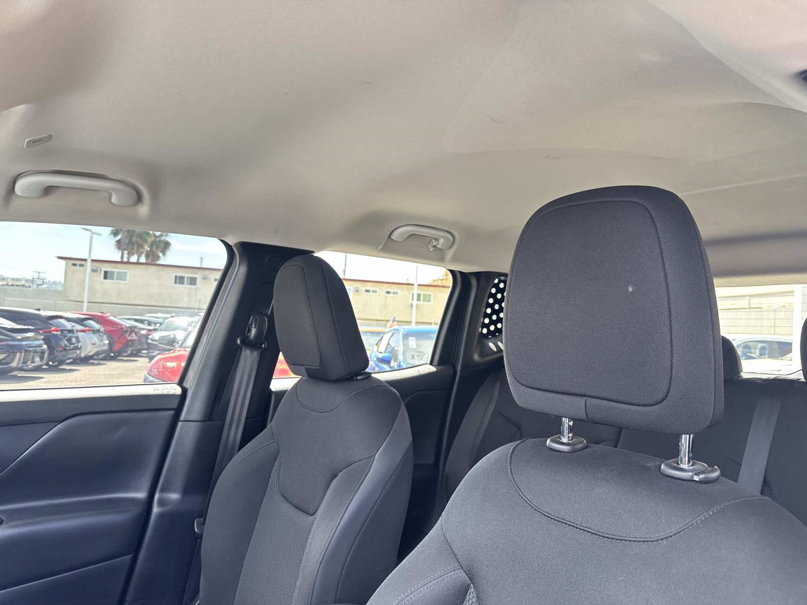 Used 2019 Jeep Renegade Altitude w/ Quick Order Package 2XM image 15