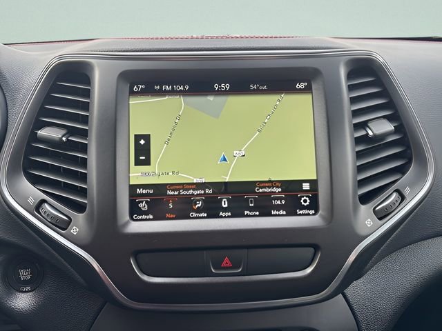 Used 2022 Jeep Cherokee Trailhawk w/ Trailer Tow Group AWD/4WD image 15