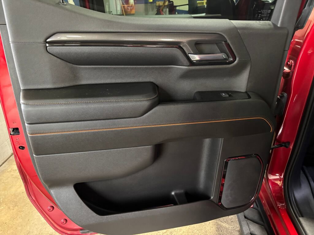 Used 2024 GMC Sierra 1500 AT4 w/ Technology Package image 15