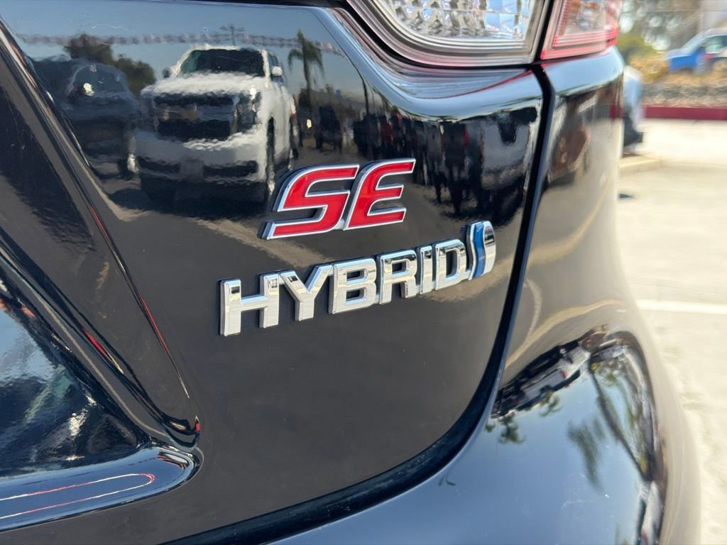 Certified 2024 Toyota Corolla SE w/ SE Package FWD image 15