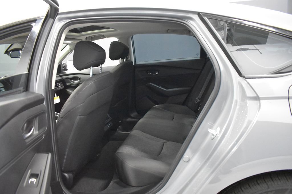 Used 2025 Honda Accord SE image 29