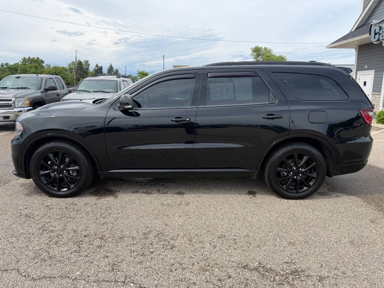 Used 2018 Dodge Durango R/T w/ Technology Group AWD/4WD image 2