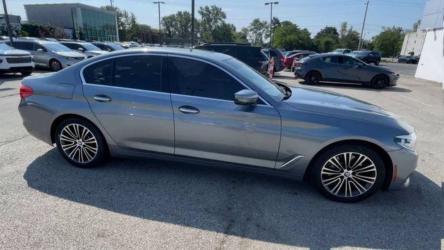 Used 2018 BMW 530i RWD image 3