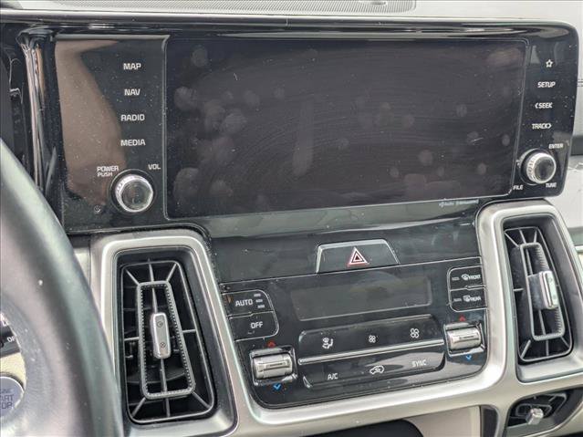 Used 2023 Kia Sorento S FWD image 9