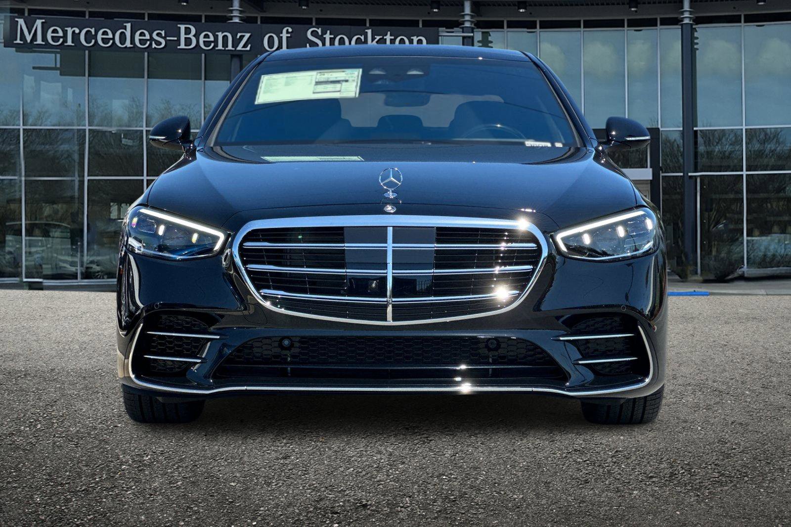New 2025 Mercedes-Benz S 580 4MATIC Sedan image 9
