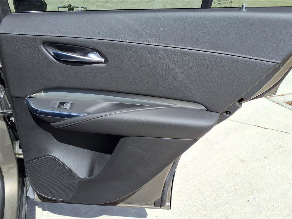 Used 2020 Cadillac XT4 Premium Luxury FWD image 12