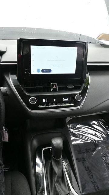 Used 2023 Toyota Corolla LE FWD image 21