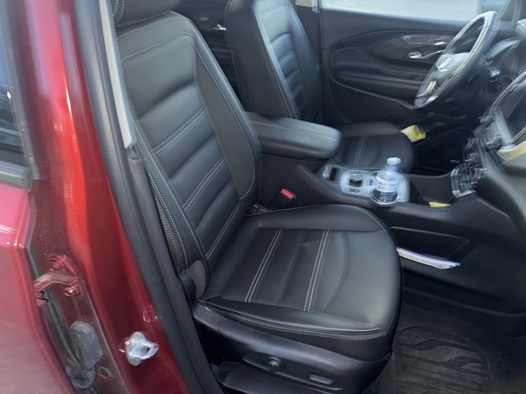 Used 2023 GMC Terrain Denali w/ Denali Premium Package image 14