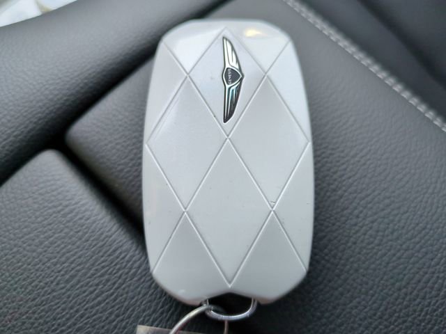 Certified 2025 Genesis GV80 2.5T Prestige image 28