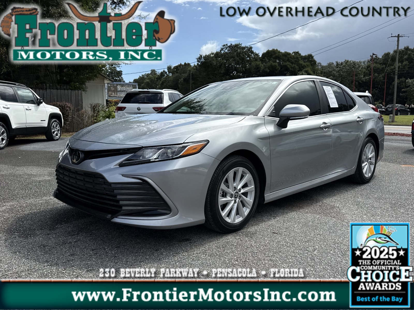 Used 2024 Toyota Camry LE w/ Convenience Package FWD image 1