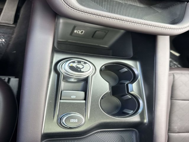 New 2027 Ford Explorer Platinum RWD image 24