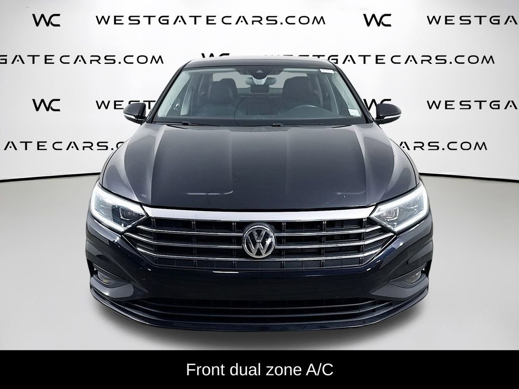 Used 2021 Volkswagen Jetta SEL Premium image 4