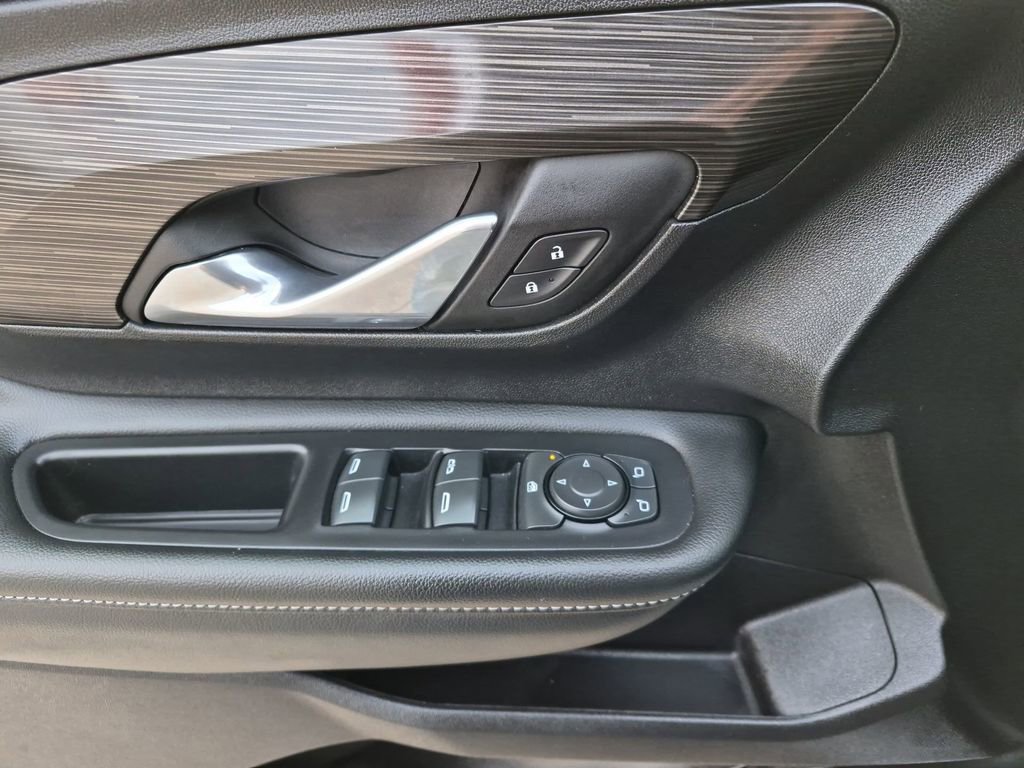 Certified 2024 GMC Terrain SLE image 13