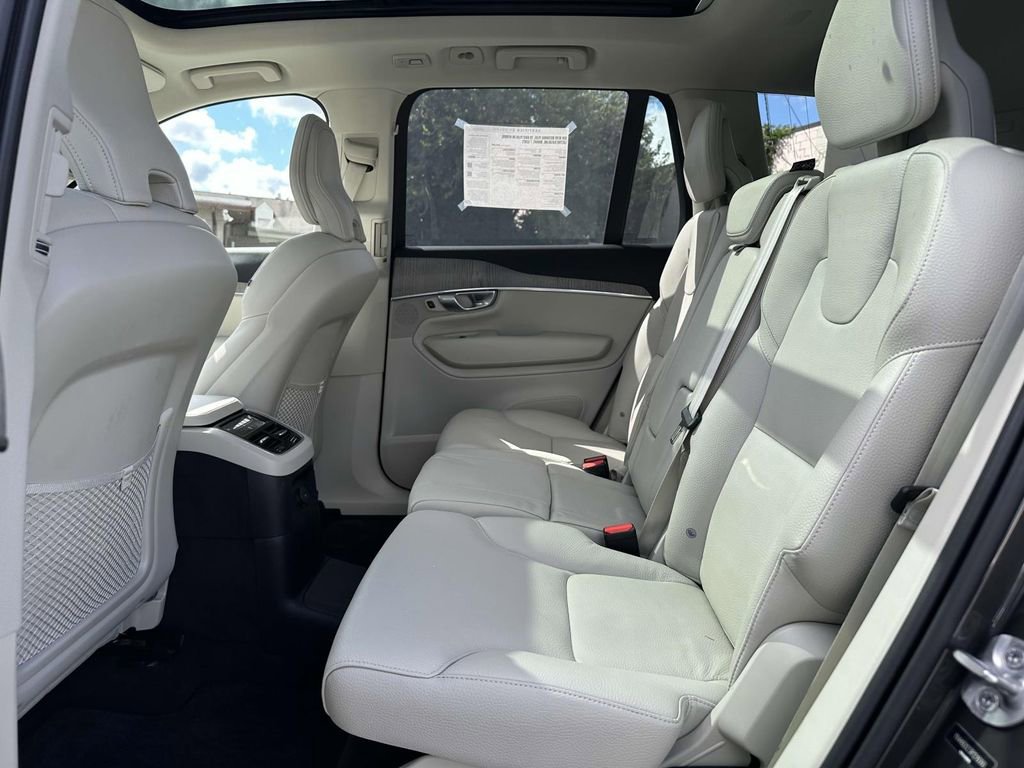 New 2024 Volvo XC90 T8 Plus image 18