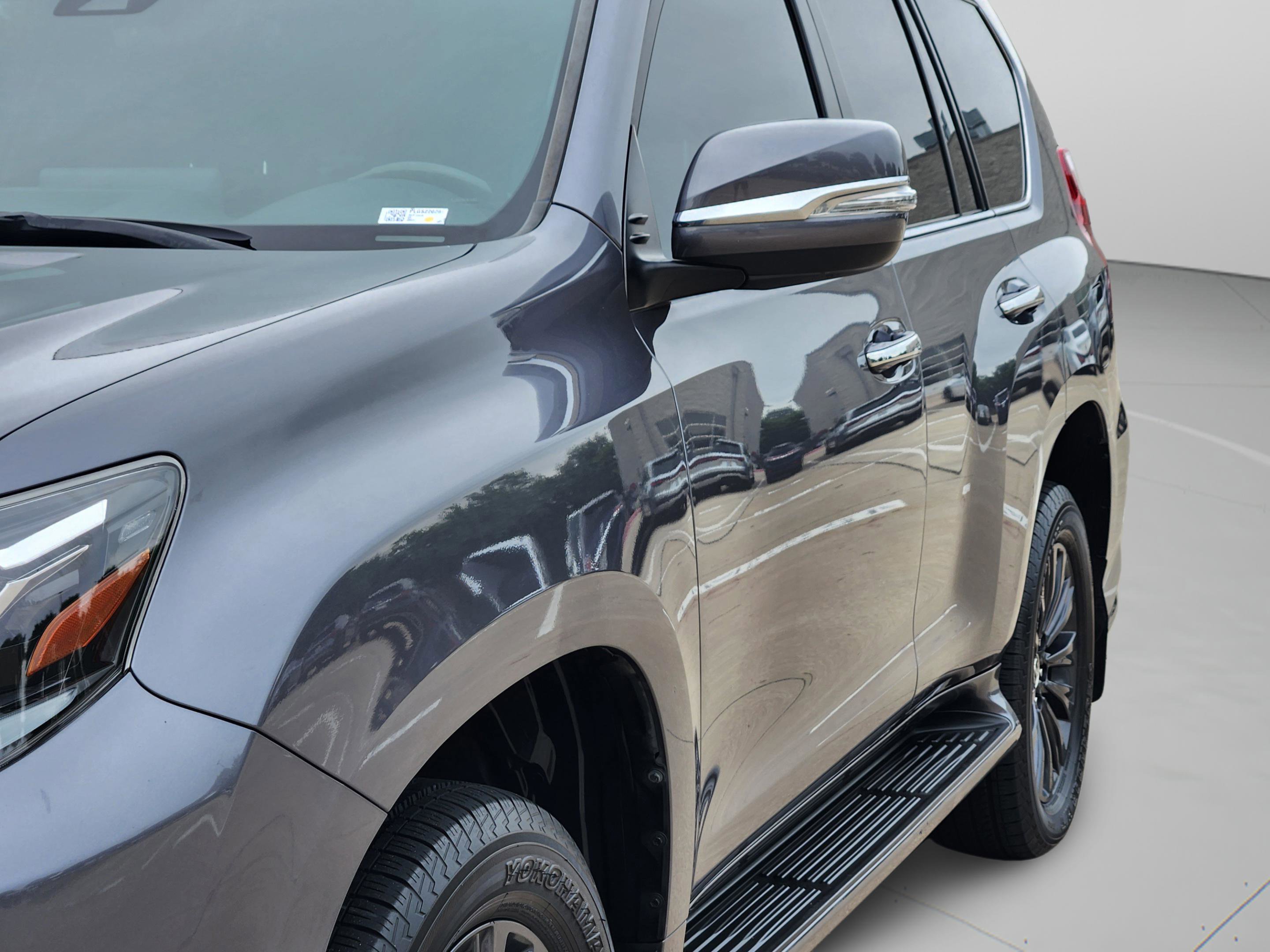 Used 2022 Lexus GX 460 Luxury w/ Sport Design Package AWD/4WD image 40