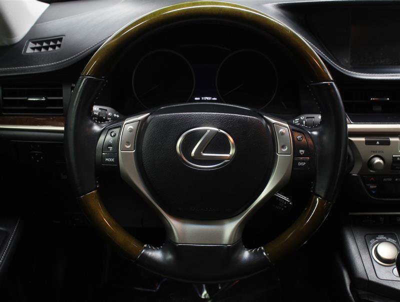 Used 2013 Lexus ES 350 w/ Luxury Pkg FWD image 14