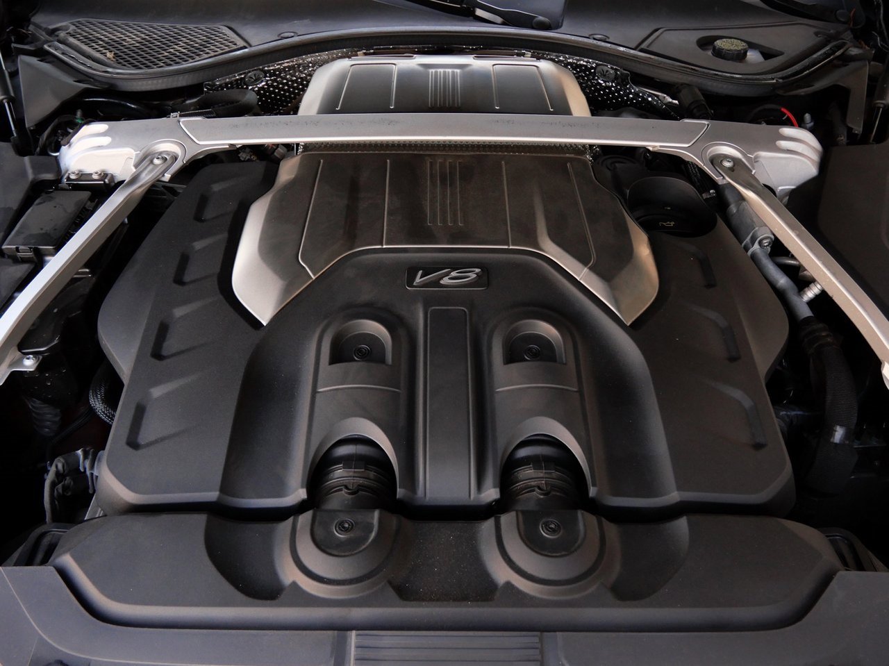 Used 2022 Bentley Continental GT image 22