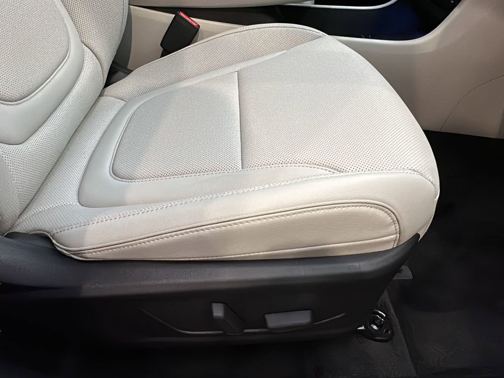 New 2026 Hyundai Tucson Limited AWD/4WD image 17
