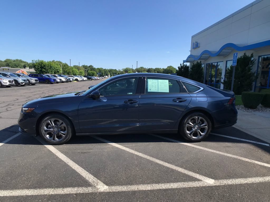 Certified 2023 Honda Accord EX image 7